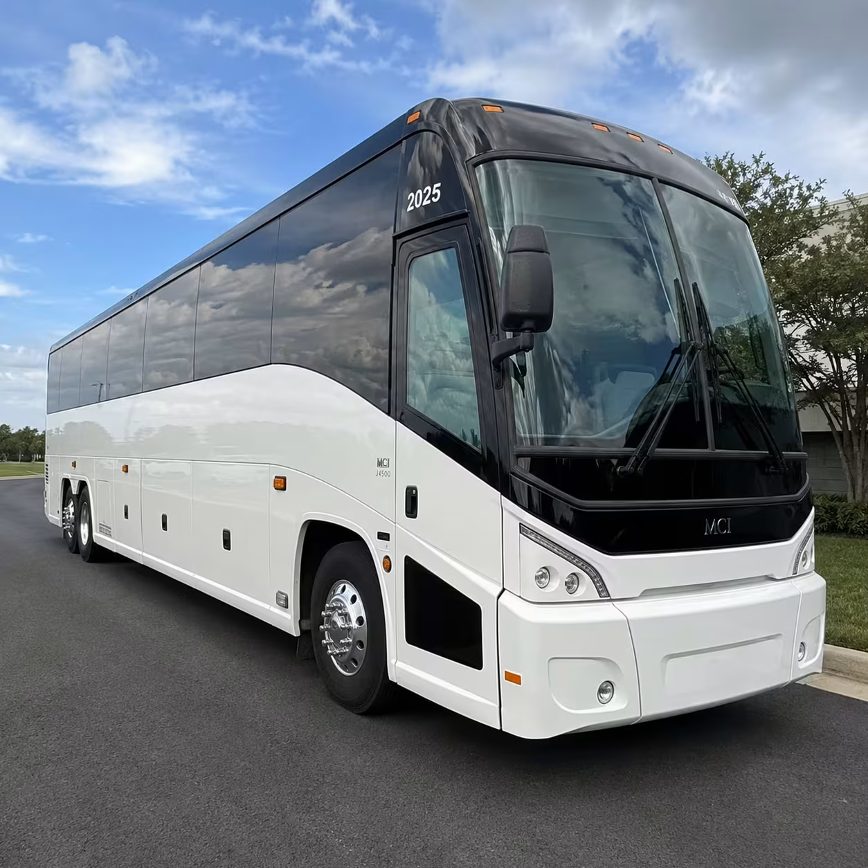 durham corporate charter bus rentals for conferences and team outings