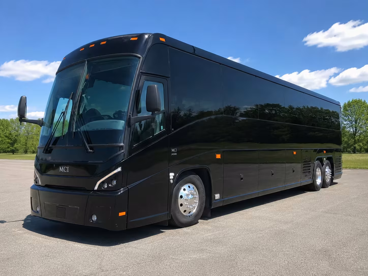 school field trip bus rentals in durham